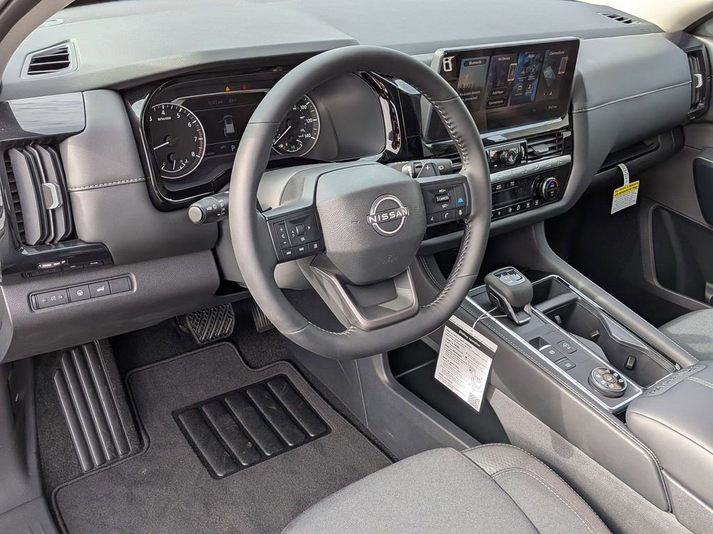 New 2026 Nissan Pathfinder SV image 9