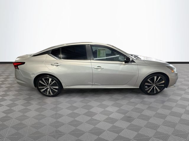 Used 2019 Nissan Altima 2.5 SR FWD image 8