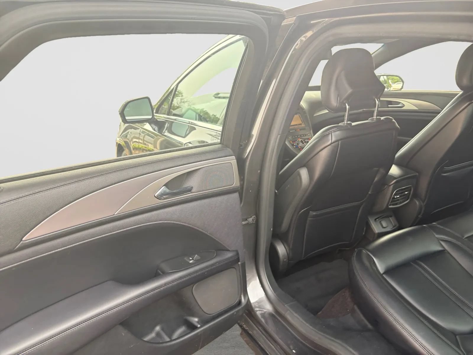 Used 2019 Lincoln MKZ Premiere AWD/4WD image 14