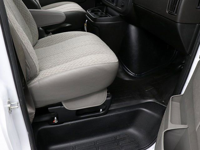 New 2025 GMC Savana 3500 w/ Power Convenience Package RWD image 24