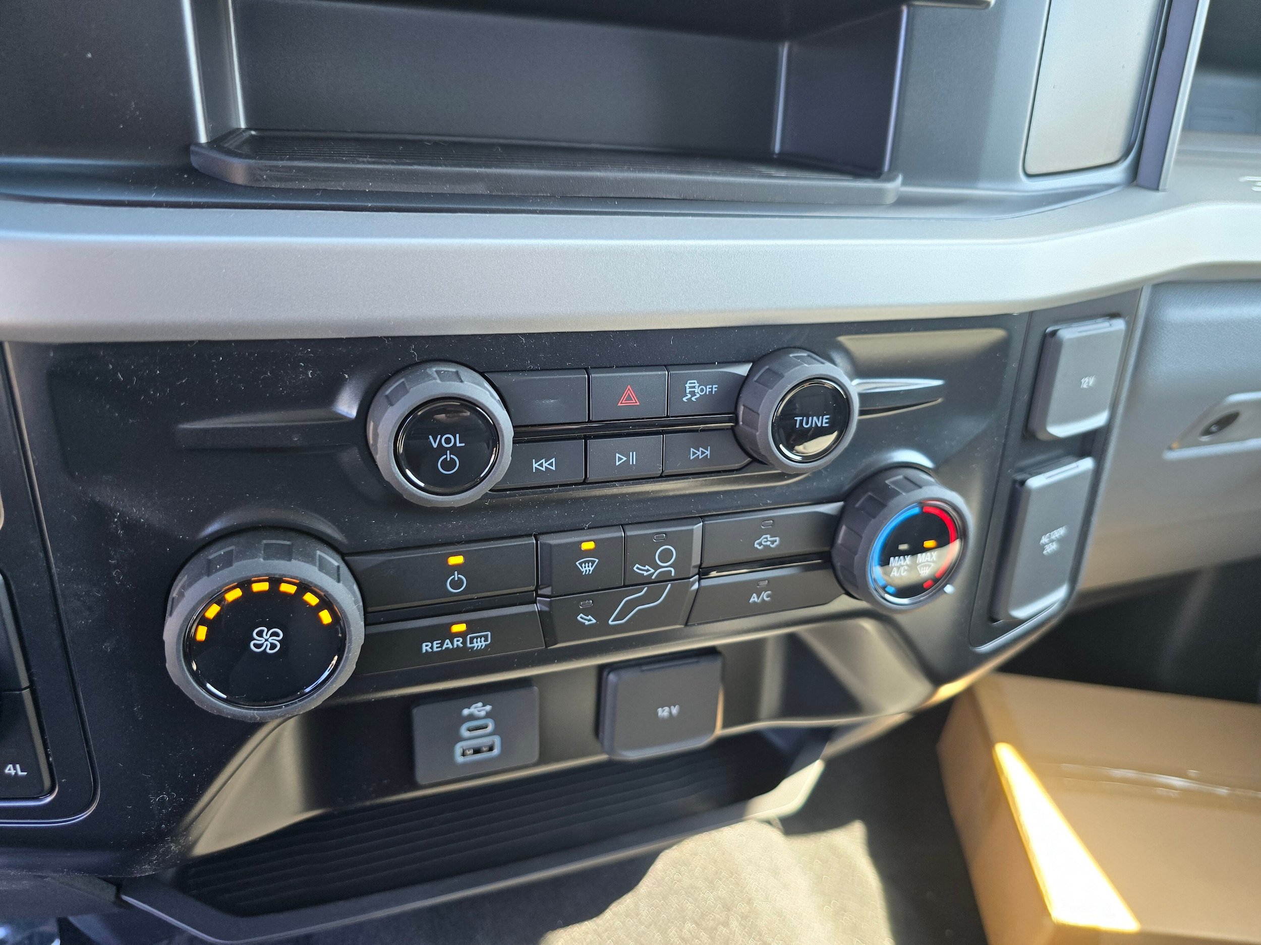New 2026 Ford F350 XL w/ STX Appearance Package AWD/4WD image 24