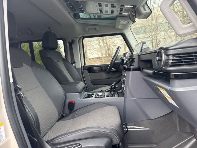 Used 2024 INEOS Grenadier Base image 32