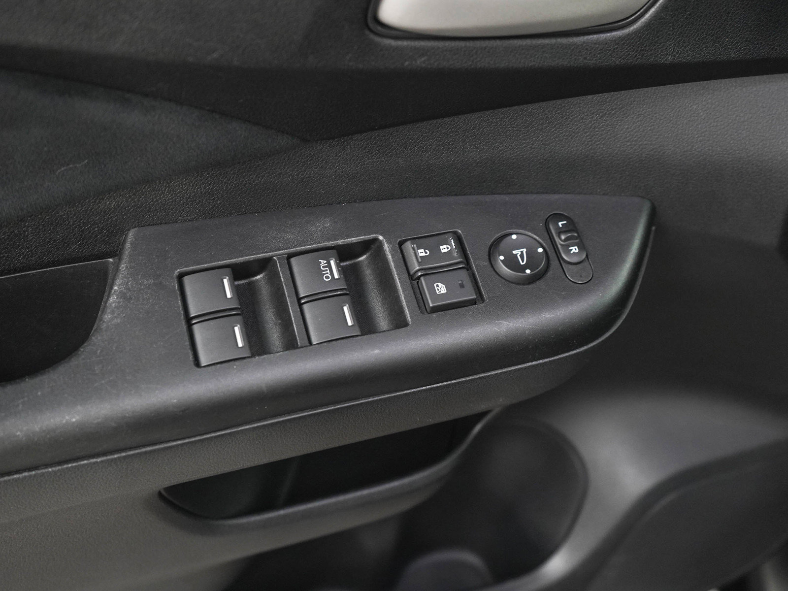 Used 2013 Honda CR-V EX image 19