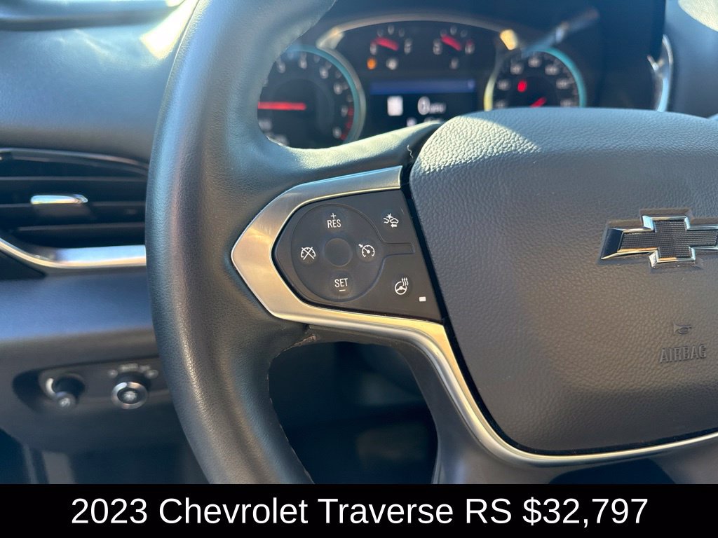 Used 2023 Chevrolet Traverse RS w/ LPO, Floor Liner Package AWD/4WD image 26