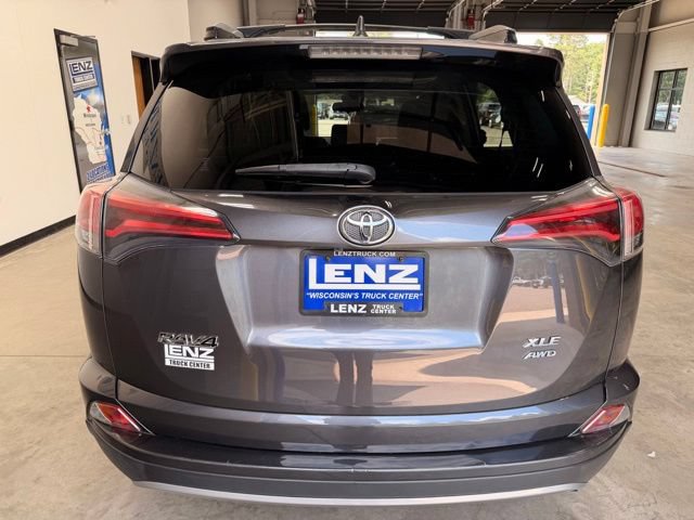 Used 2017 Toyota RAV4 XLE AWD/4WD image 7
