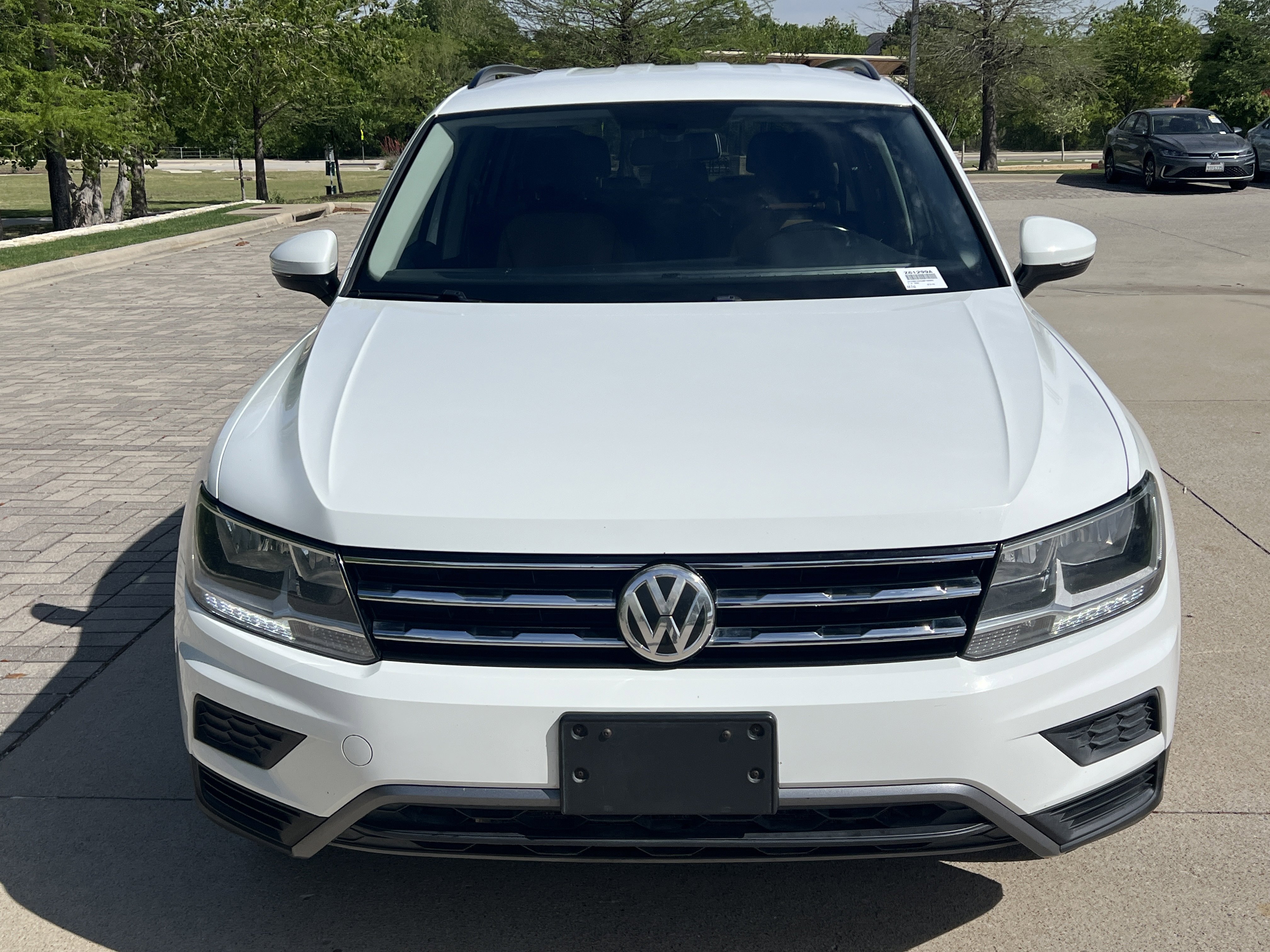 Used 2018 Volkswagen Tiguan SE image 3