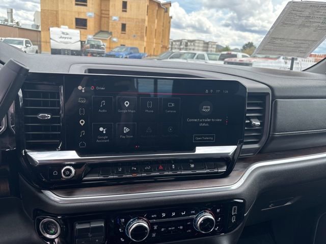 Used 2025 GMC Sierra 3500 SLT w/ SLT Premium Package AWD/4WD image 22