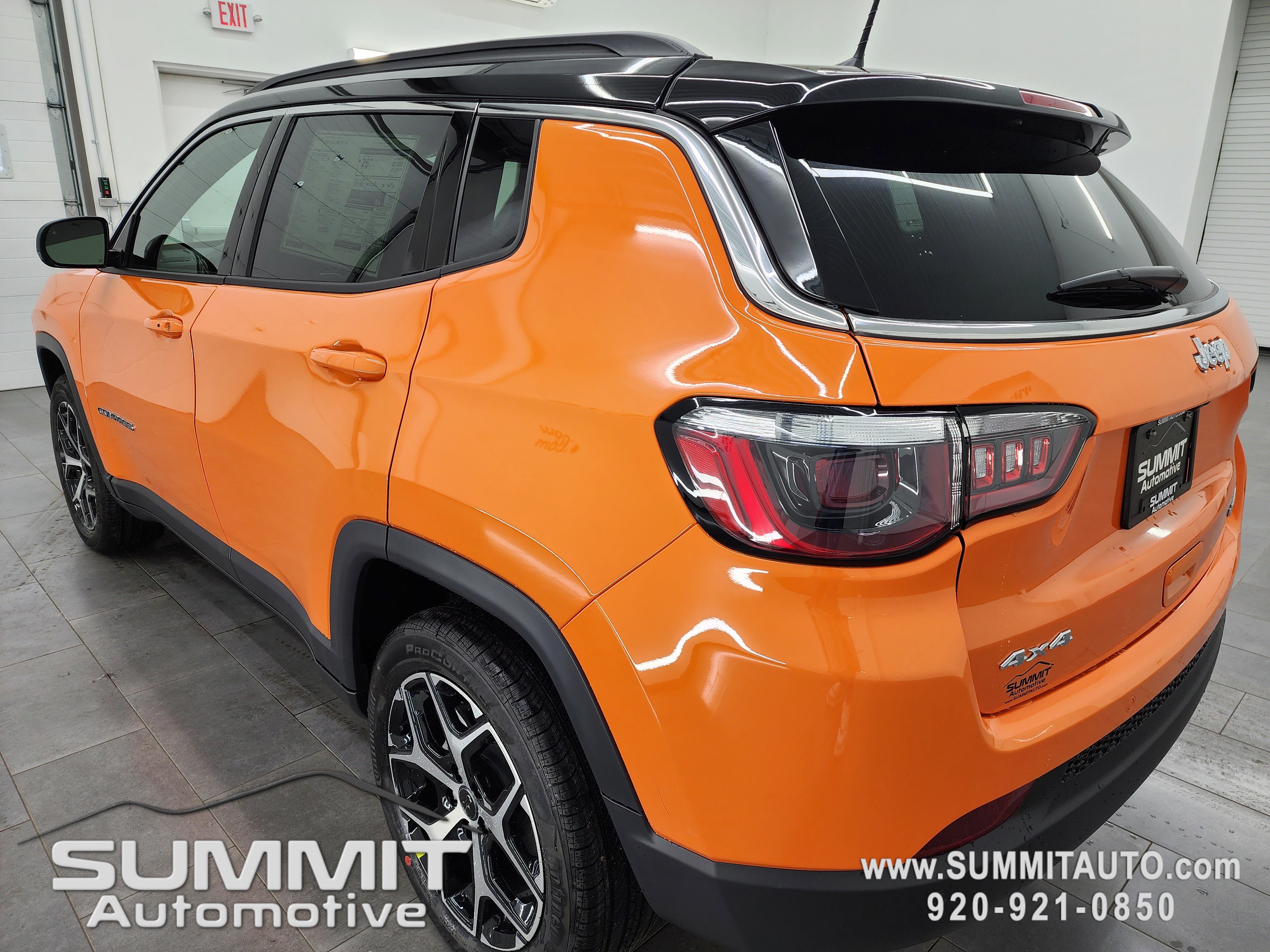 New 2026 Jeep Compass Limited w/ Sun, Sound & Navigation Group image 4