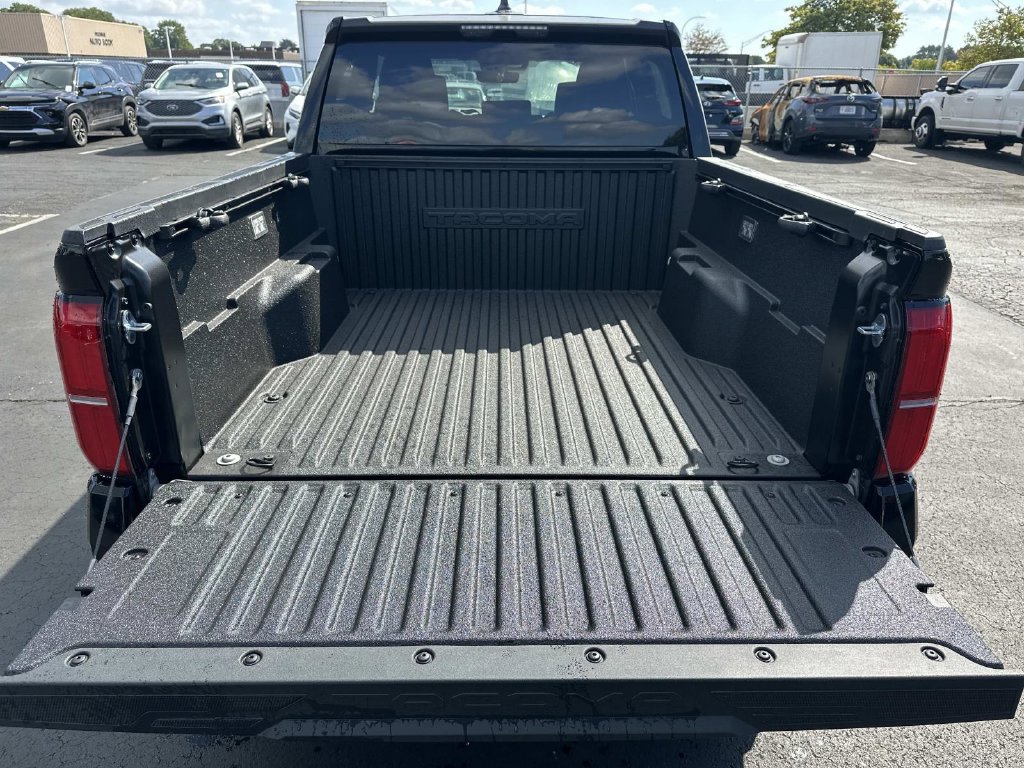New 2026 Toyota Tacoma SR5 AWD/4WD image 9
