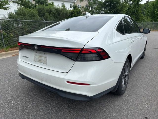 Used 2023 Honda Accord EX image 12