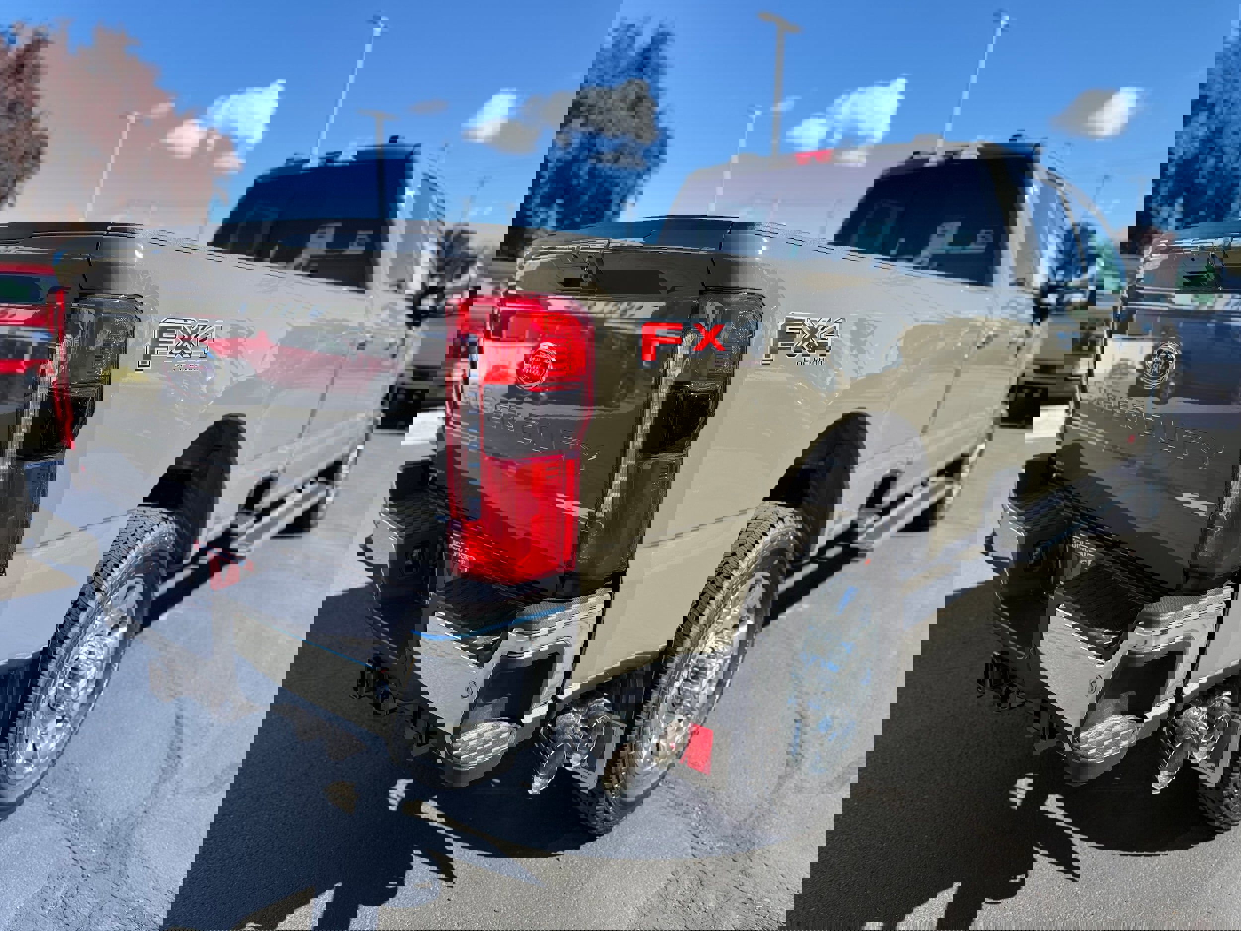 New 2026 Ford F350 Lariat w/ Lariat Premium Package image 4