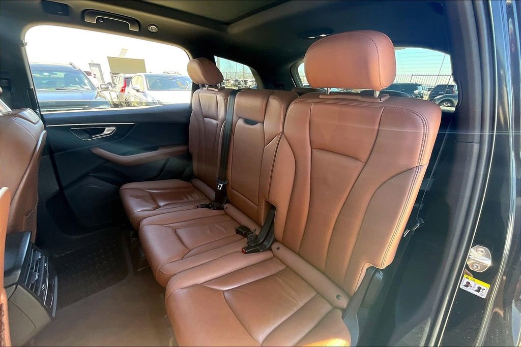 Used 2021 Audi Q7 2.0T Premium w/ Convenience Package image 33