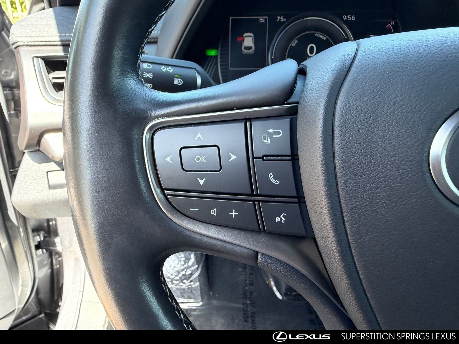 Used 2019 Lexus UX 250h AWD/4WD image 21