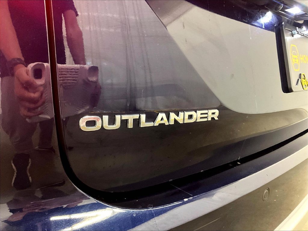 Used 2022 Mitsubishi Outlander SEL AWD/4WD image 24