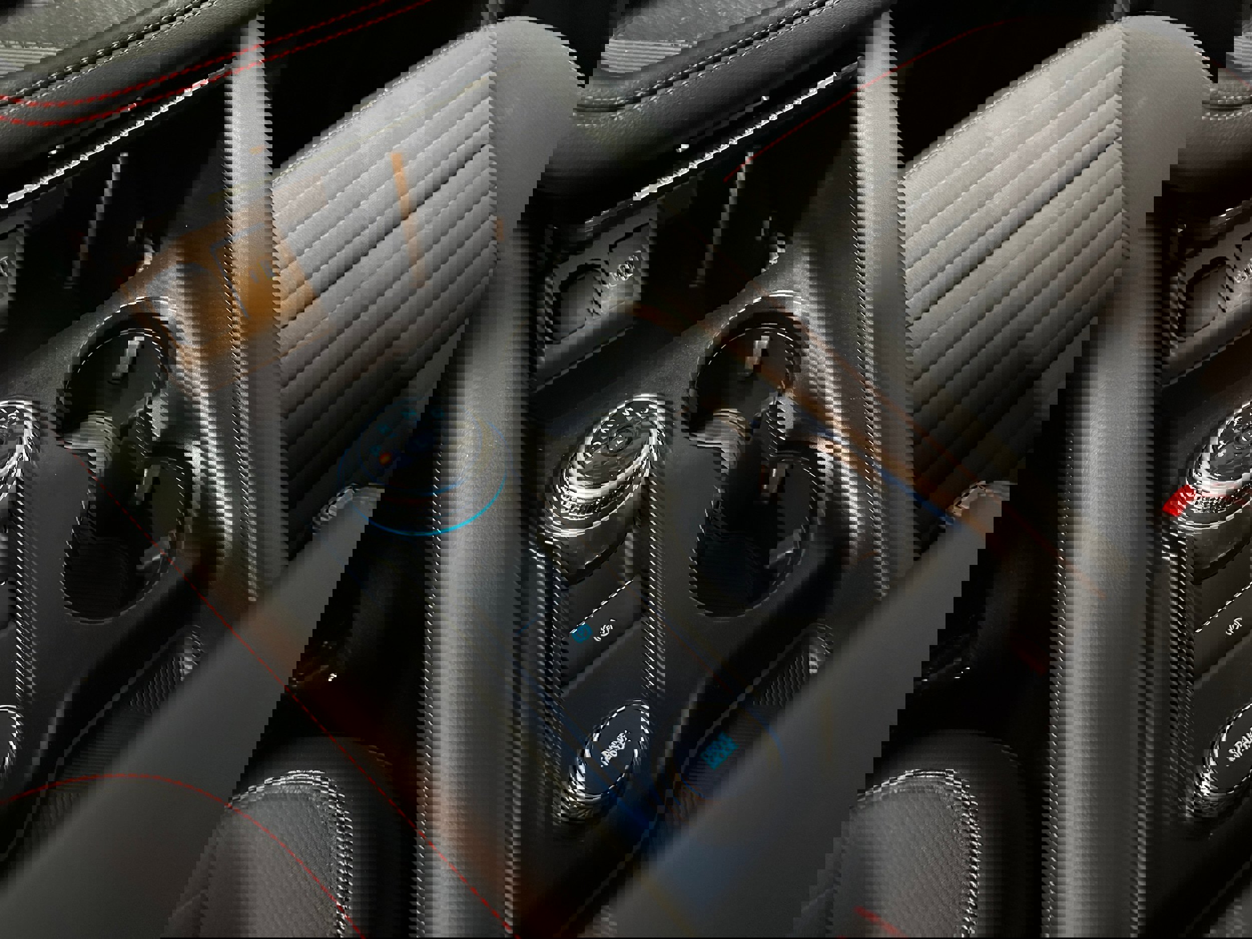 Certified 2025 Ford Explorer ST-Line image 22