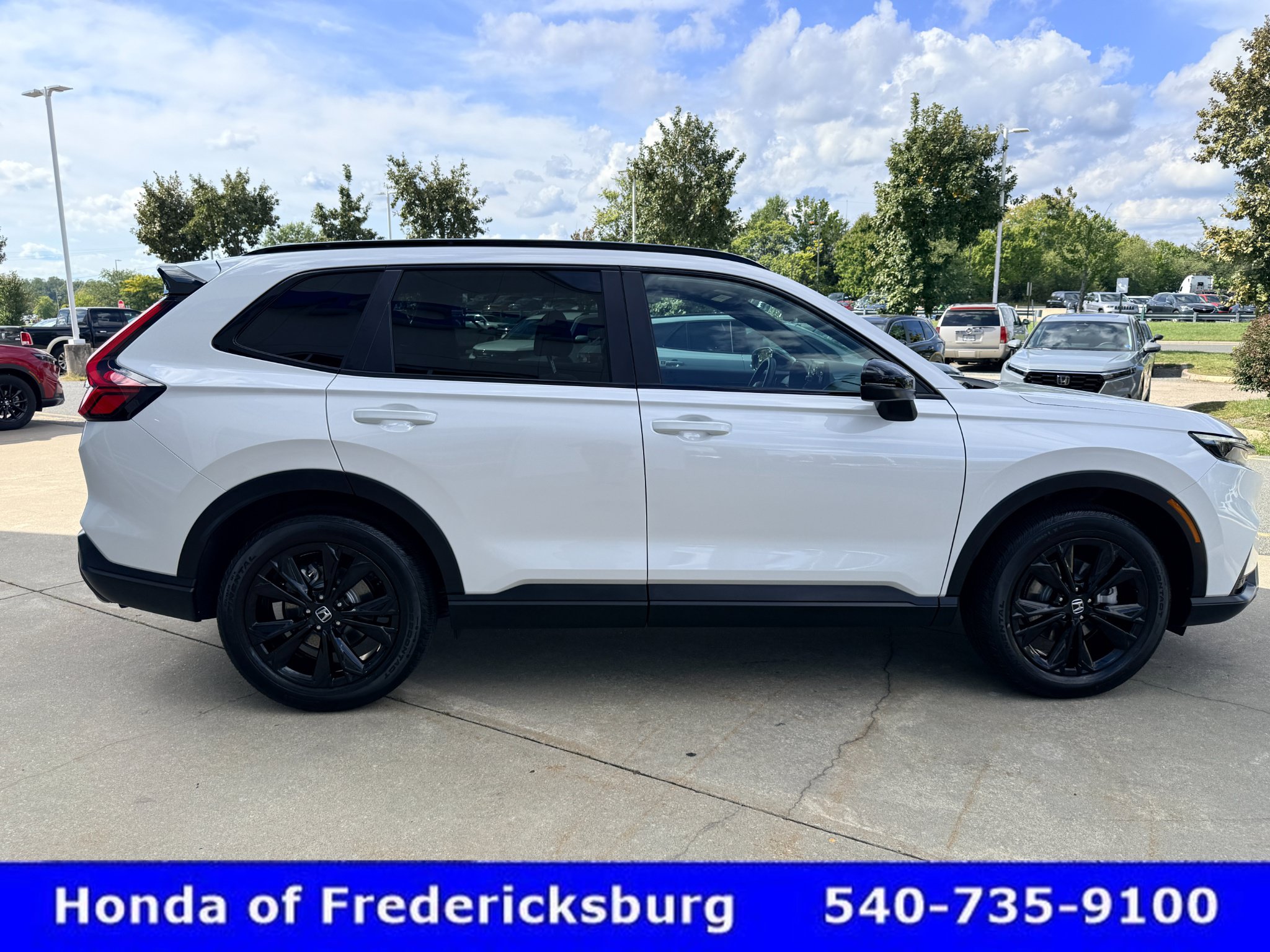 Certified 2026 Honda CR-V Sport Touring image 5