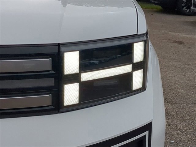 New 2025 Hyundai Santa Fe SEL image 10