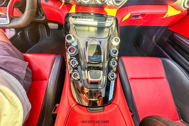 Used 2016 Mercedes-Benz AMG GT S image 31