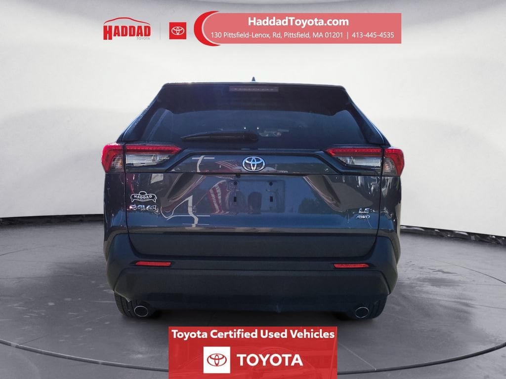 Certified 2024 Toyota RAV4 LE AWD/4WD image 4