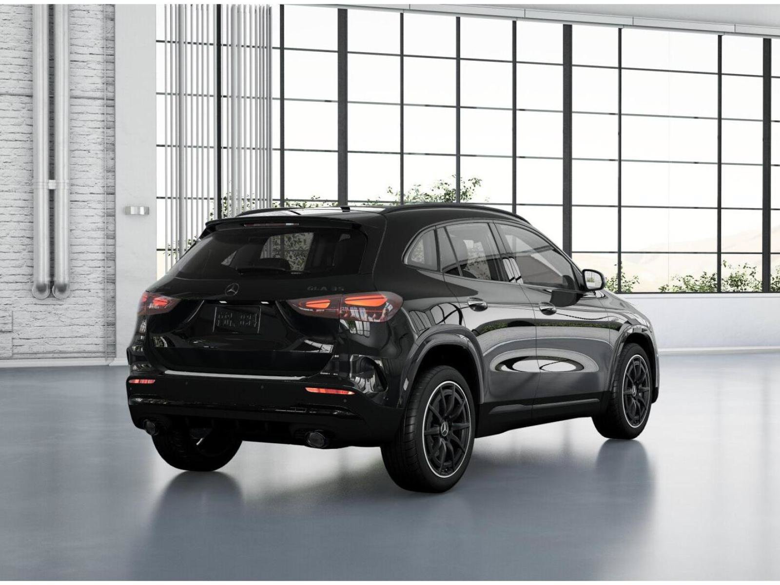 Used 2025 Mercedes-Benz GLA 35 AMG 4MATIC image 22