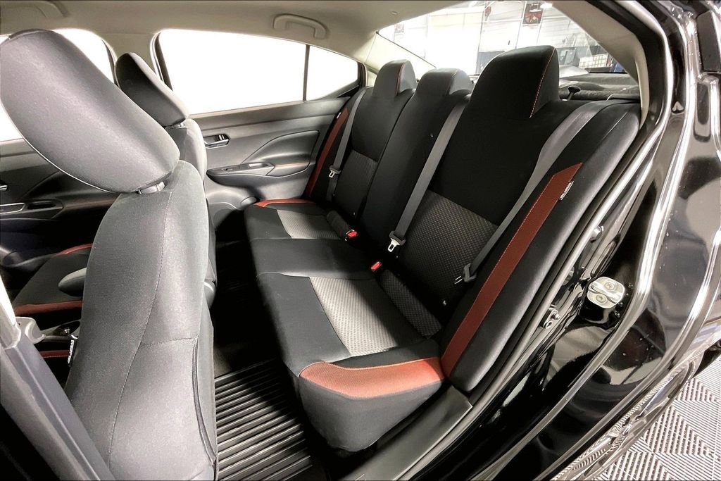 New 2025 Nissan Versa SR w/ Trunk Package image 14