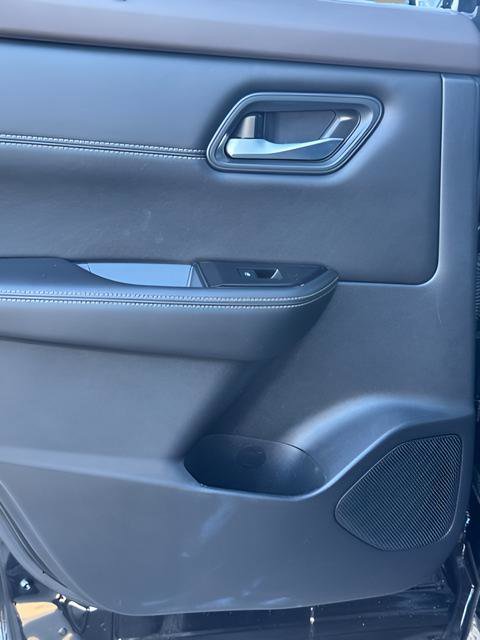 Used 2022 Nissan Rogue SV w/ SV Premium Package image 23