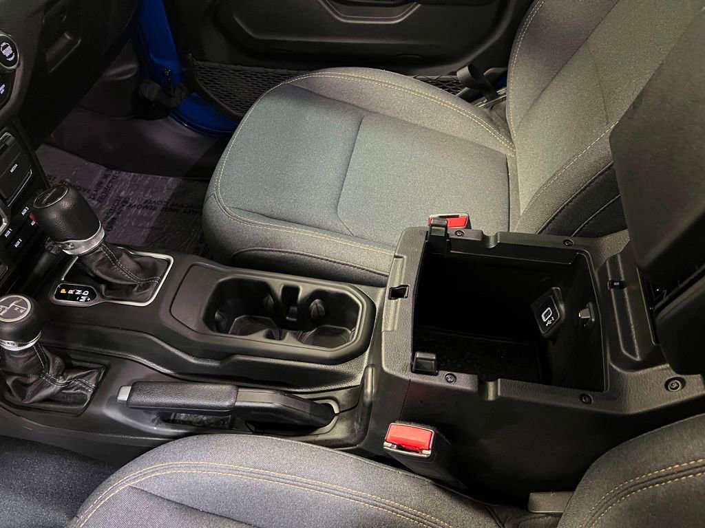 Used 2024 Jeep Gladiator Sport image 25