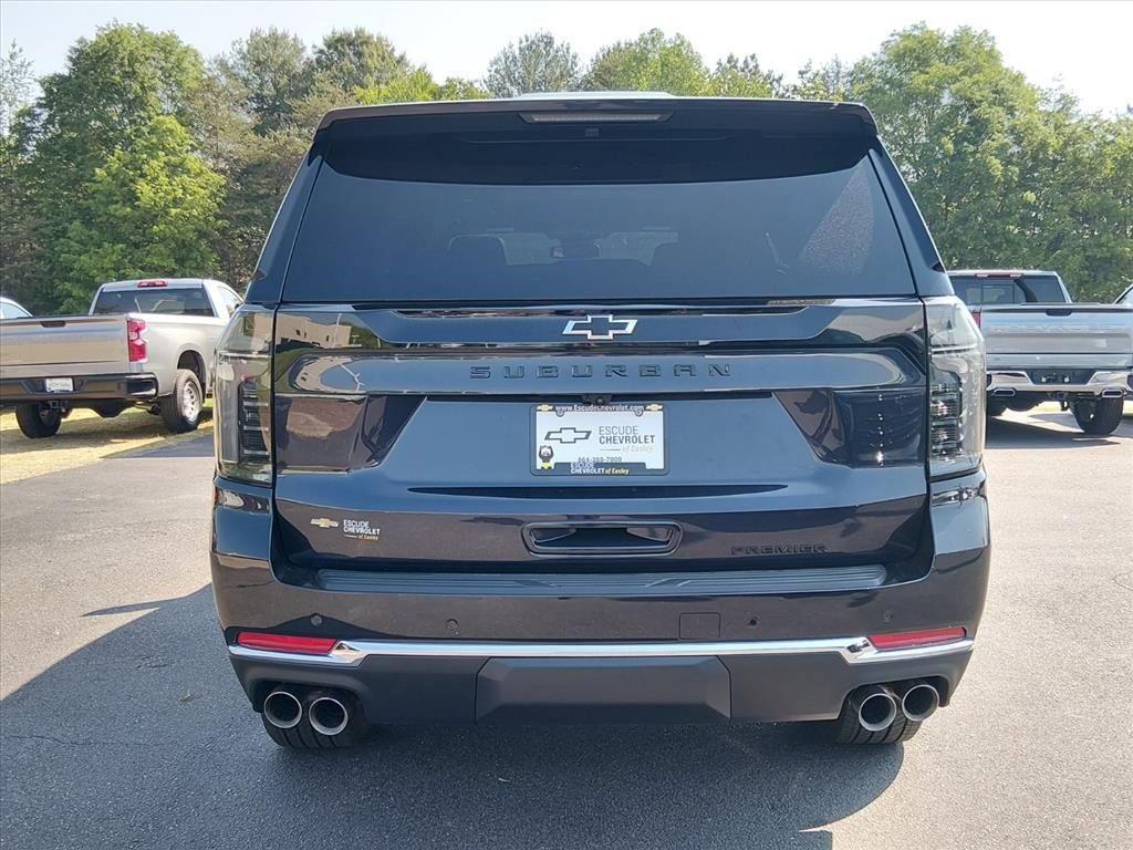 New 2025 Chevrolet Suburban Premier RWD image 4