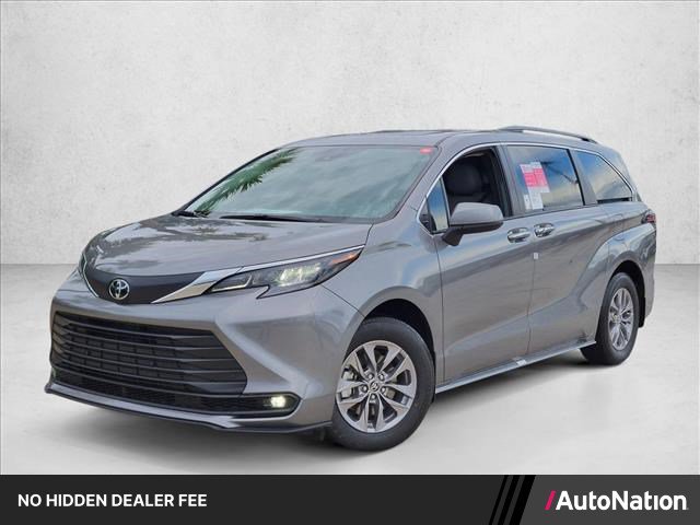 New 2026 Toyota Sienna XLE FWD image 1