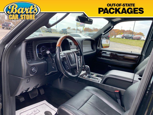 Used 2017 Lincoln Navigator Reserve image 29