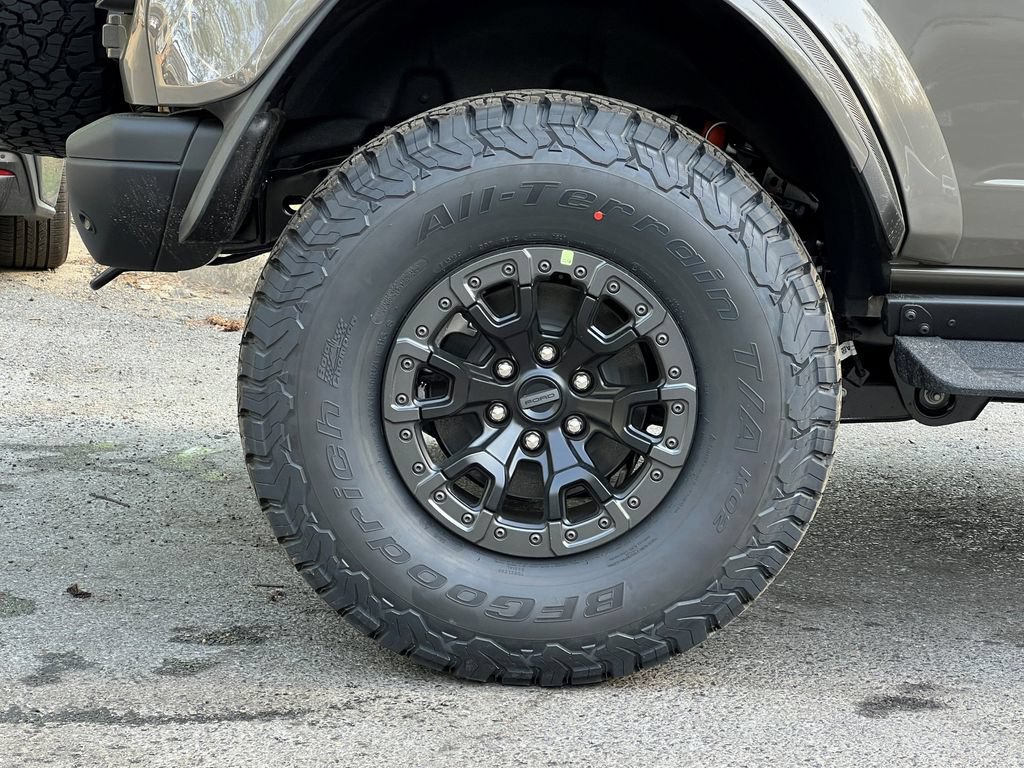 New 2026 Ford Bronco Raptor w/ Interior Carbon Fiber Pack AWD/4WD image 7