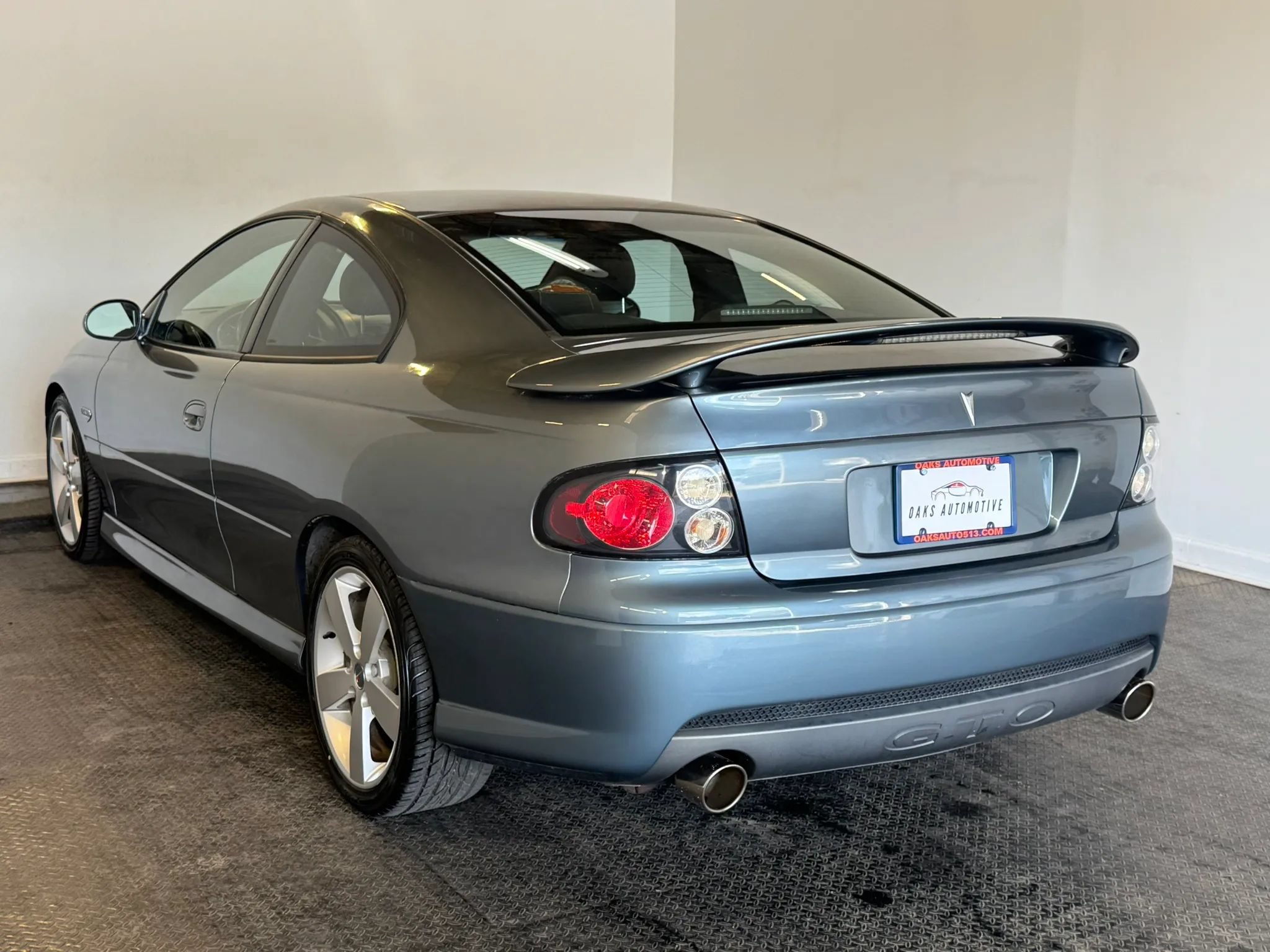 Used 2006 Pontiac GTO RWD image 4