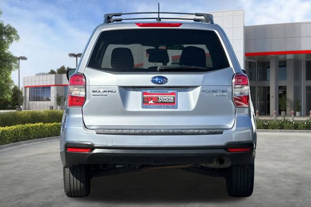 Used 2015 Subaru Forester 2.5i Premium w/ All-Weather Package AWD/4WD image 5