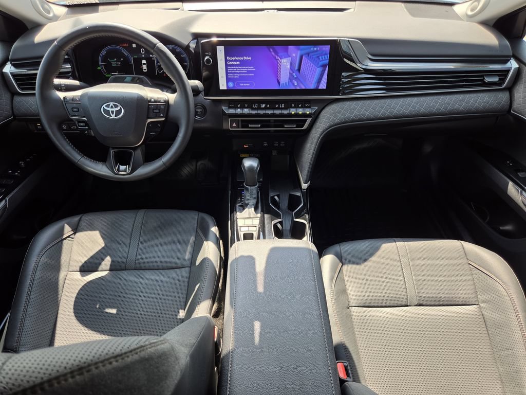 Used 2025 Toyota Camry XLE w/ Premium Plus Package FWD image 13