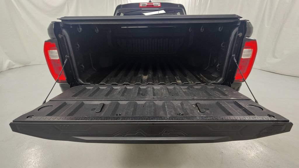Used 2024 GMC Canyon AT4 AWD/4WD image 15