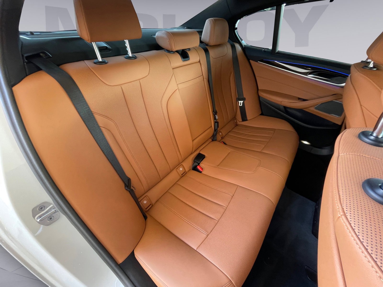 Used 2023 BMW 530i xDrive w/ Executive Package image 18