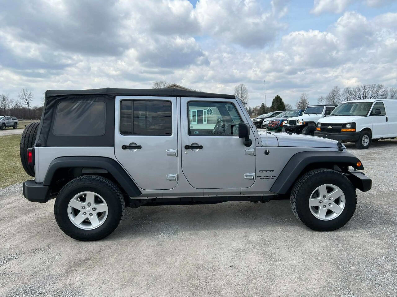 Used 2014 Jeep Wrangler Unlimited Sport w/ Quick Order Package 24S image 2