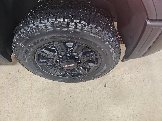 New 2026 GMC Sierra 2500 AT4 w/ AT4 Premium Plus Package image 30