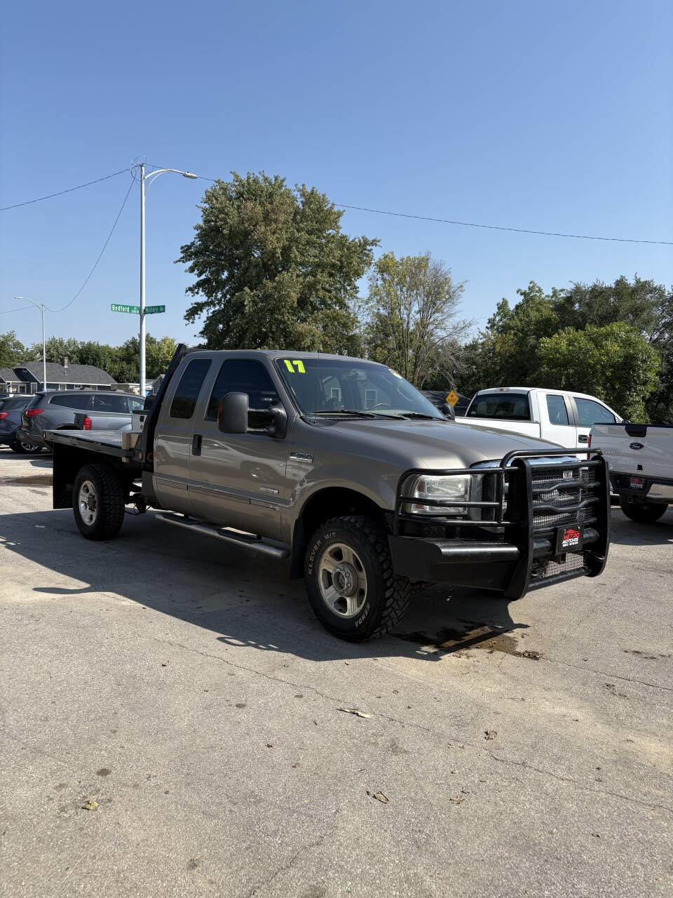 Used 2007 Ford F350 Lariat image 2