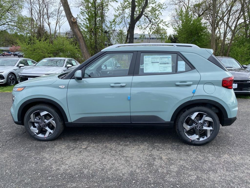 New 2026 Hyundai Venue SEL FWD image 7