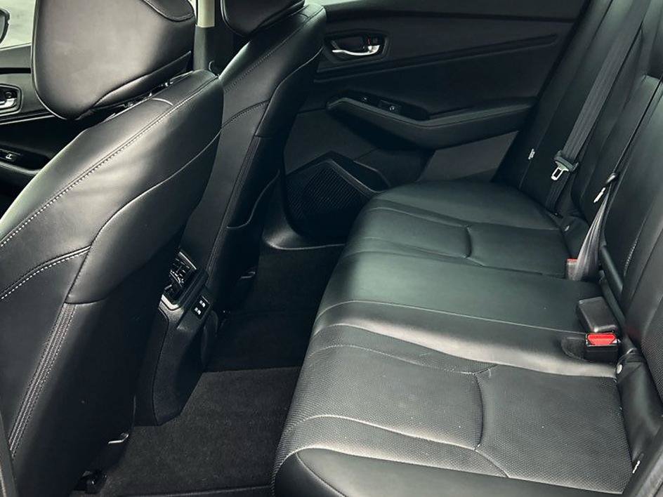 Used 2025 Honda Accord Touring image 8