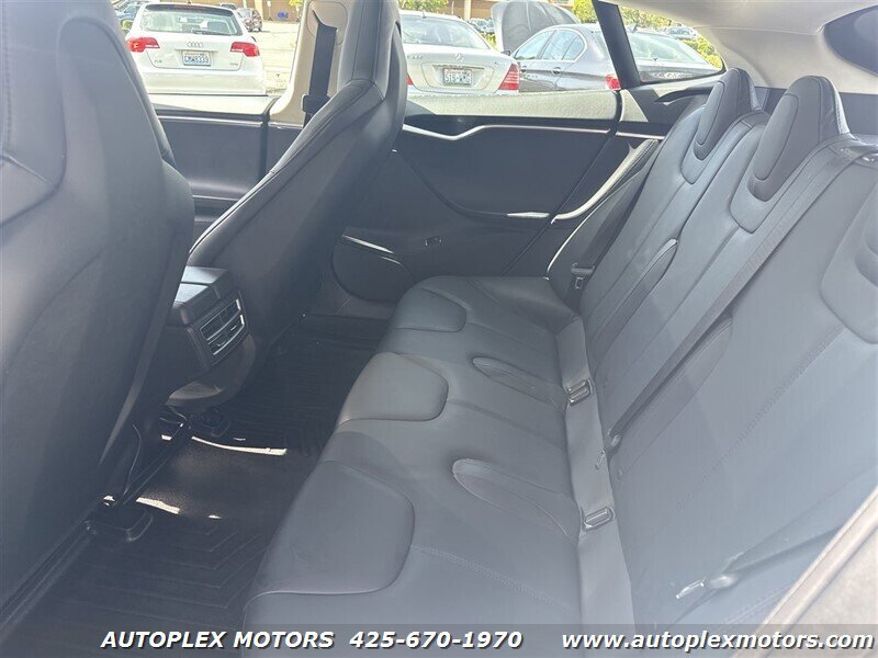 Used 2013 Tesla Model S RWD image 28