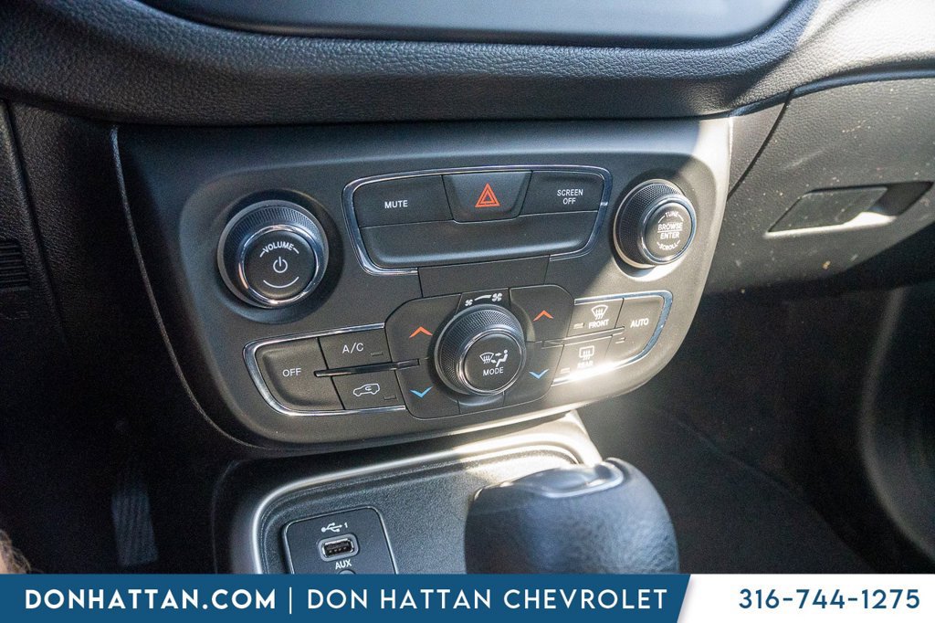 Used 2021 Jeep Compass Sport FWD image 7