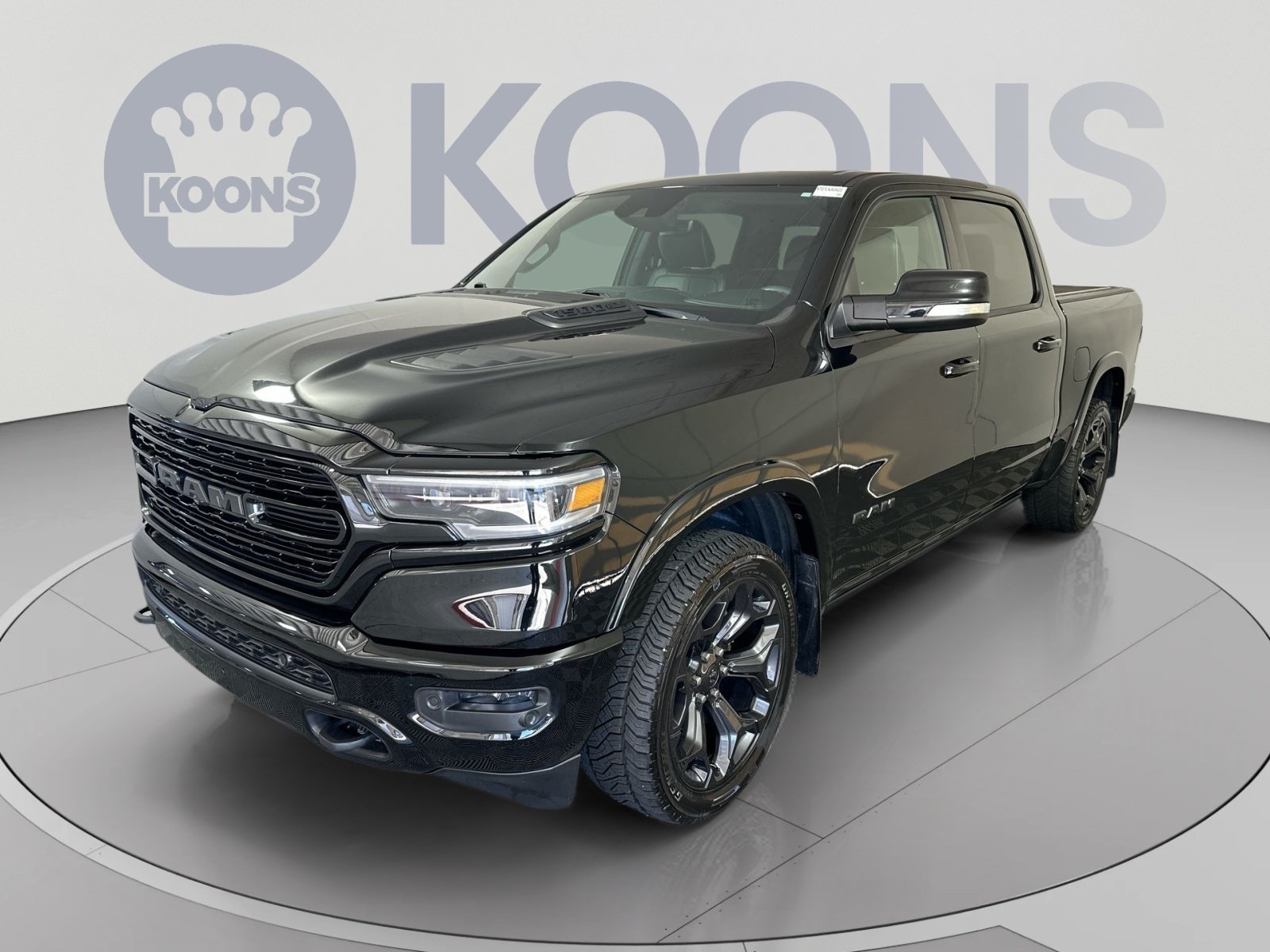 Used 2020 RAM 1500 Limited w/ Black Appearance Package AWD/4WD image 1