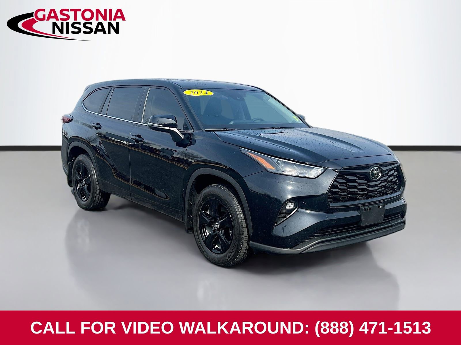 Used 2024 Toyota Highlander LE