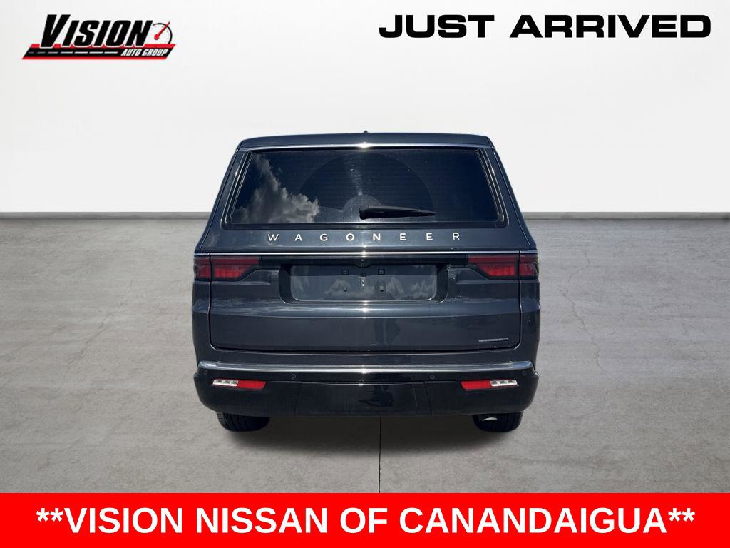 Used 2024 Jeep Wagoneer Series II w/ Flexible Seating Group AWD/4WD image 8