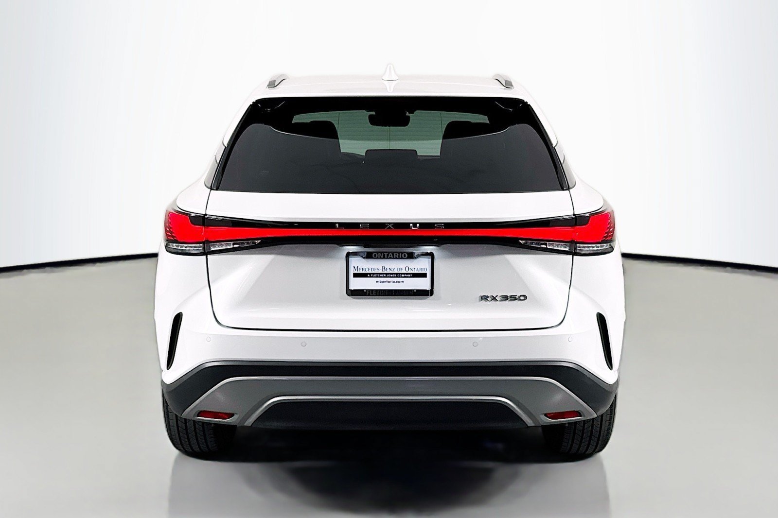 Used 2023 Lexus RX 350 Premium w/ Cold Area Package FWD image 4