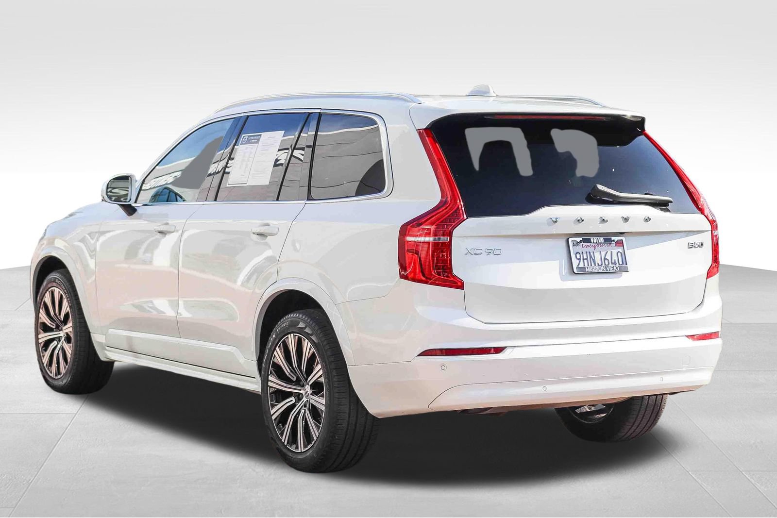 Used 2023 Volvo XC90 B5 Core w/ Climate Package AWD/4WD image 5