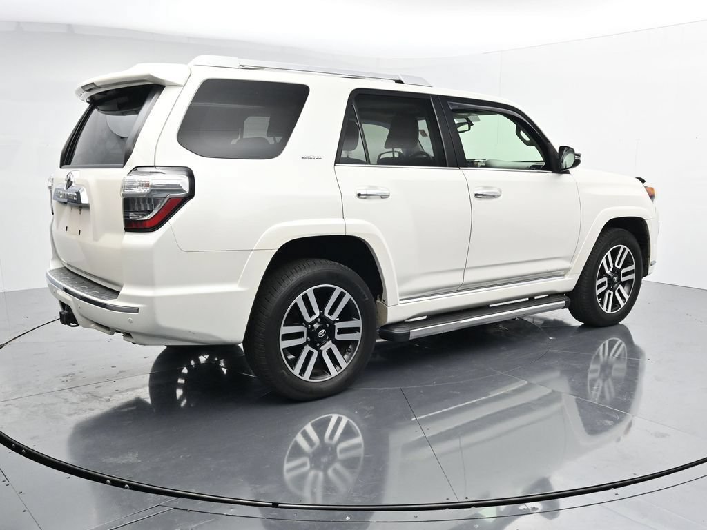 Used 2017 Toyota 4Runner Limited AWD/4WD image 8