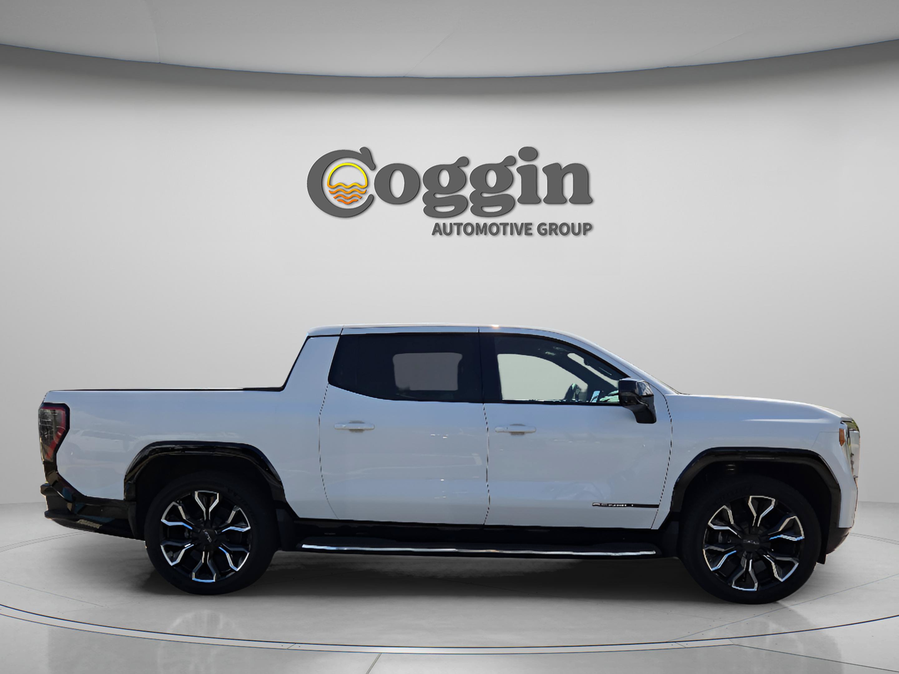 New 2025 GMC Sierra EV Denali AWD/4WD image 5